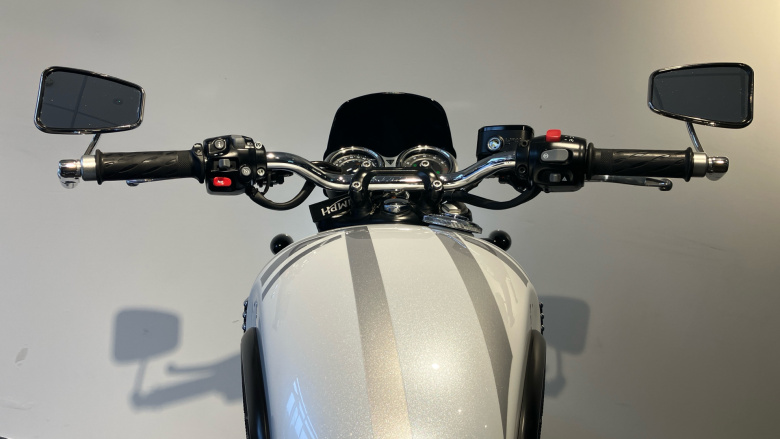 Triumph Bonneville T120 Diamond